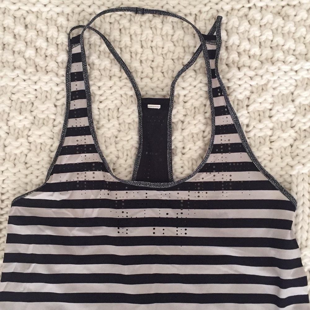 Lululemon Tank - Picture 2 of 4
